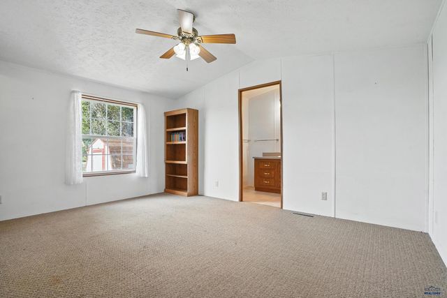 1980 COUNTRY RD, Rapid City, SD 57701