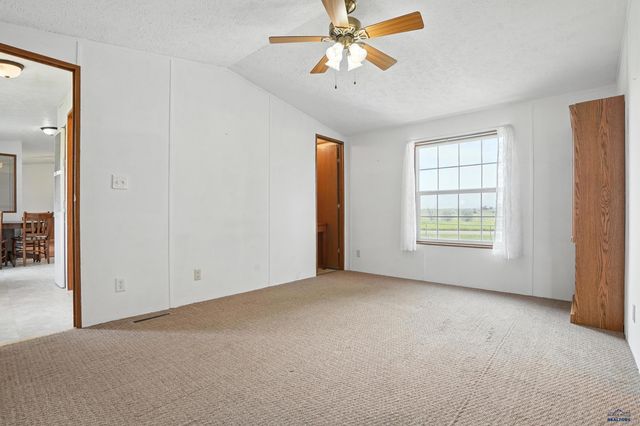 1980 COUNTRY RD, Rapid City, SD 57701