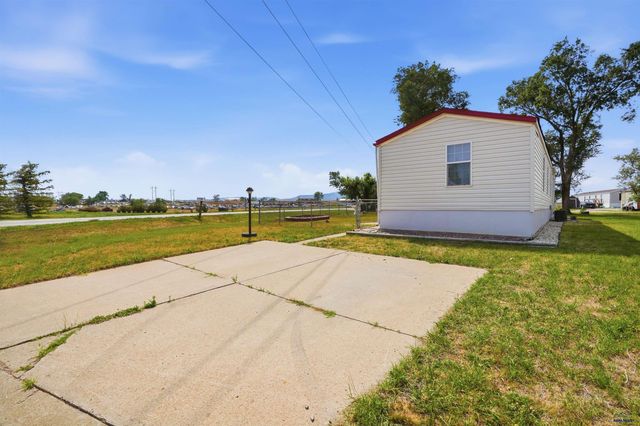1980 COUNTRY RD, Rapid City, SD 57701