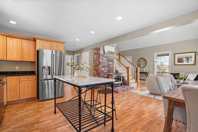 71 Island Pond Road, Derry, NH 03038