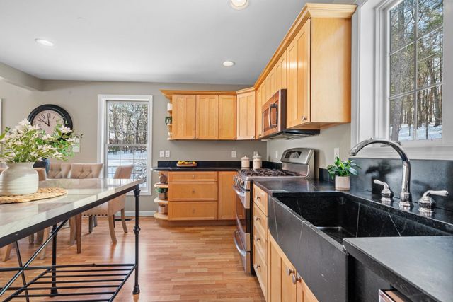 71 Island Pond Road, Derry, NH 03038