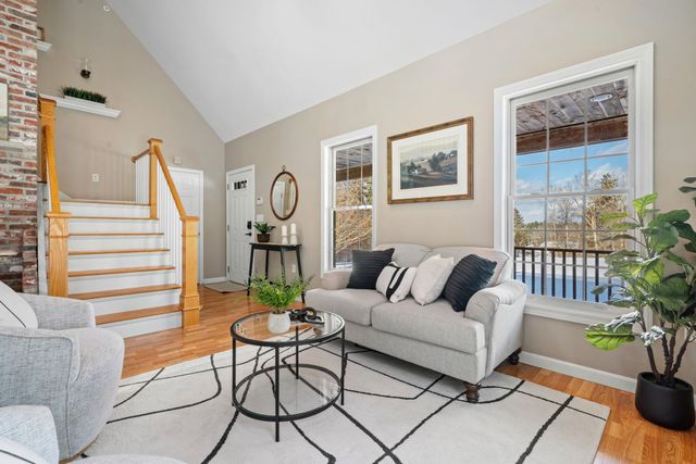 71 Island Pond Road, Derry, NH 03038