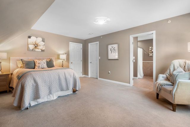 71 Island Pond Road, Derry, NH 03038