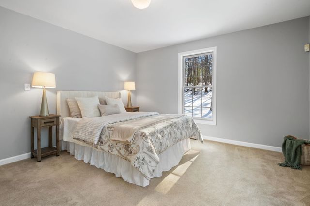 71 Island Pond Road, Derry, NH 03038