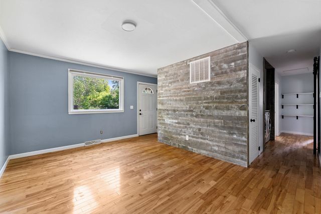 68 Sunny View Drive, Jericho, VT 05465
