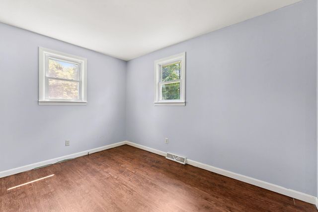 68 Sunny View Drive, Jericho, VT 05465