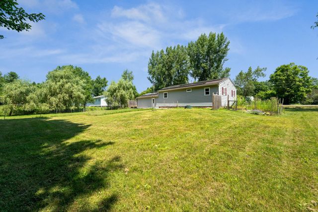 68 Sunny View Drive, Jericho, VT 05465