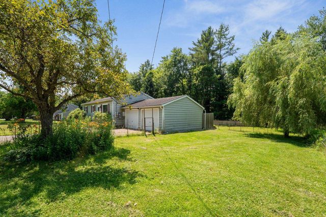 68 Sunny View Drive, Jericho, VT 05465
