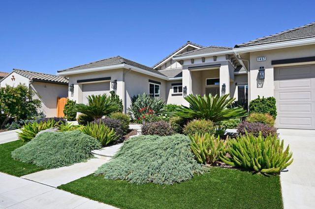 1457 Jordan Avenue, Clovis, CA 93611