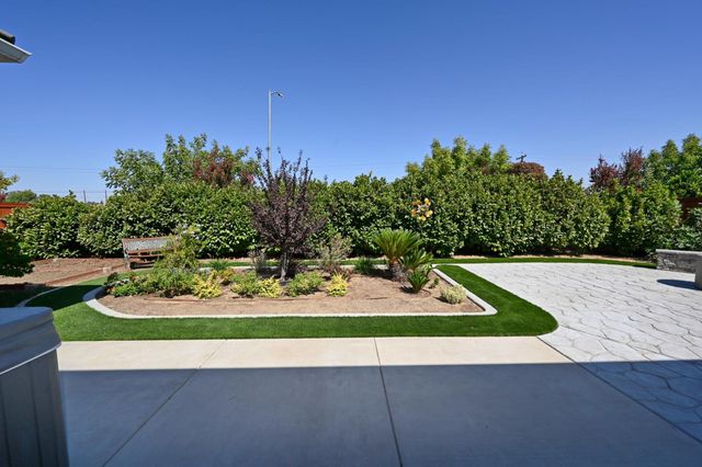 1457 Jordan Avenue, Clovis, CA 93611