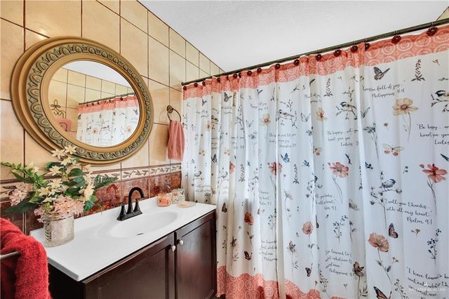 695 N El Paisano Road, Rio Grande City, TX 78582