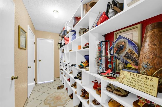 695 N El Paisano Road, Rio Grande City, TX 78582