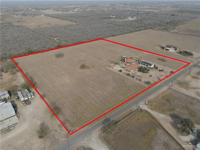 695 N El Paisano Road, Rio Grande City, TX 78582