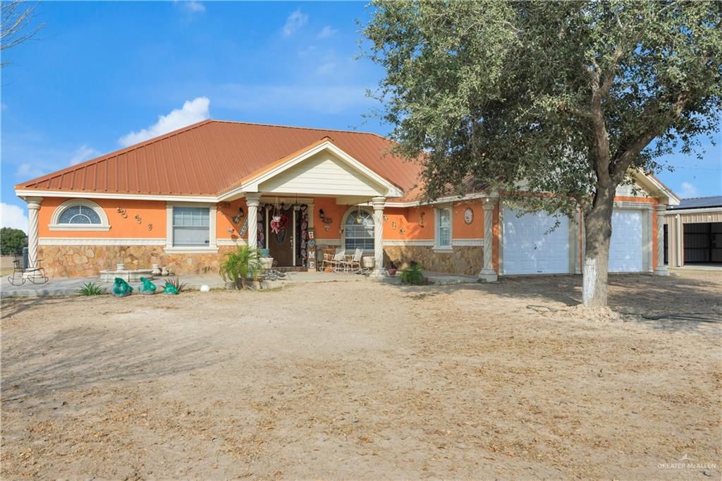 695 N El Paisano Road, Rio Grande City, TX 78582