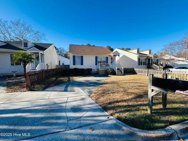 626 Varsity Drive, Wilmington, NC 28403