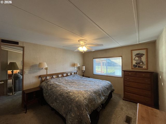 100 RIVER BEND Rd 23, Reedsport, OR 97467