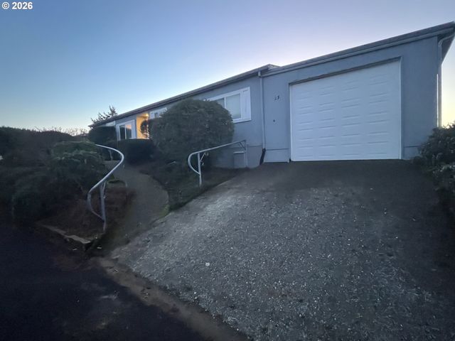 100 RIVER BEND Rd 23, Reedsport, OR 97467