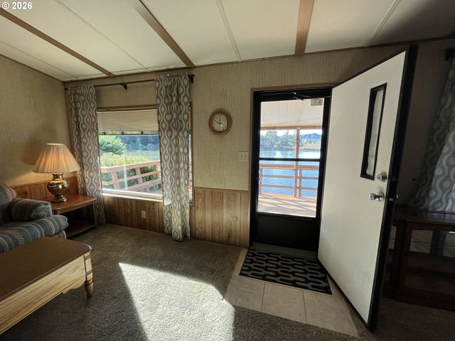 100 RIVER BEND Rd 23, Reedsport, OR 97467