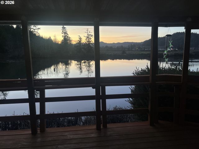 100 RIVER BEND Rd 23, Reedsport, OR 97467