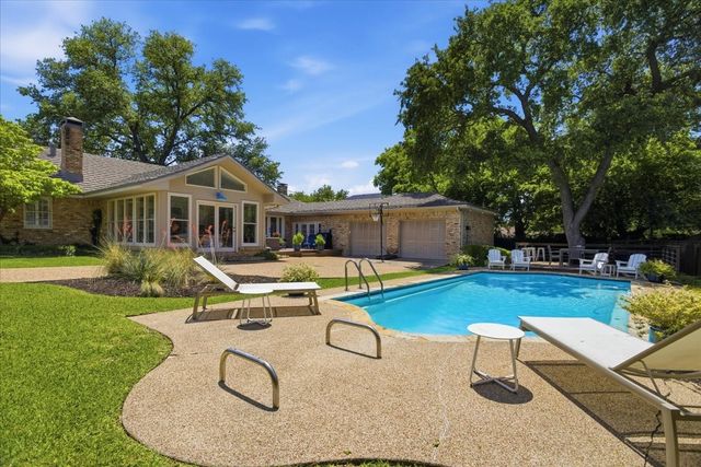 4500 Ranch View Road, Fort Worth, TX 76109