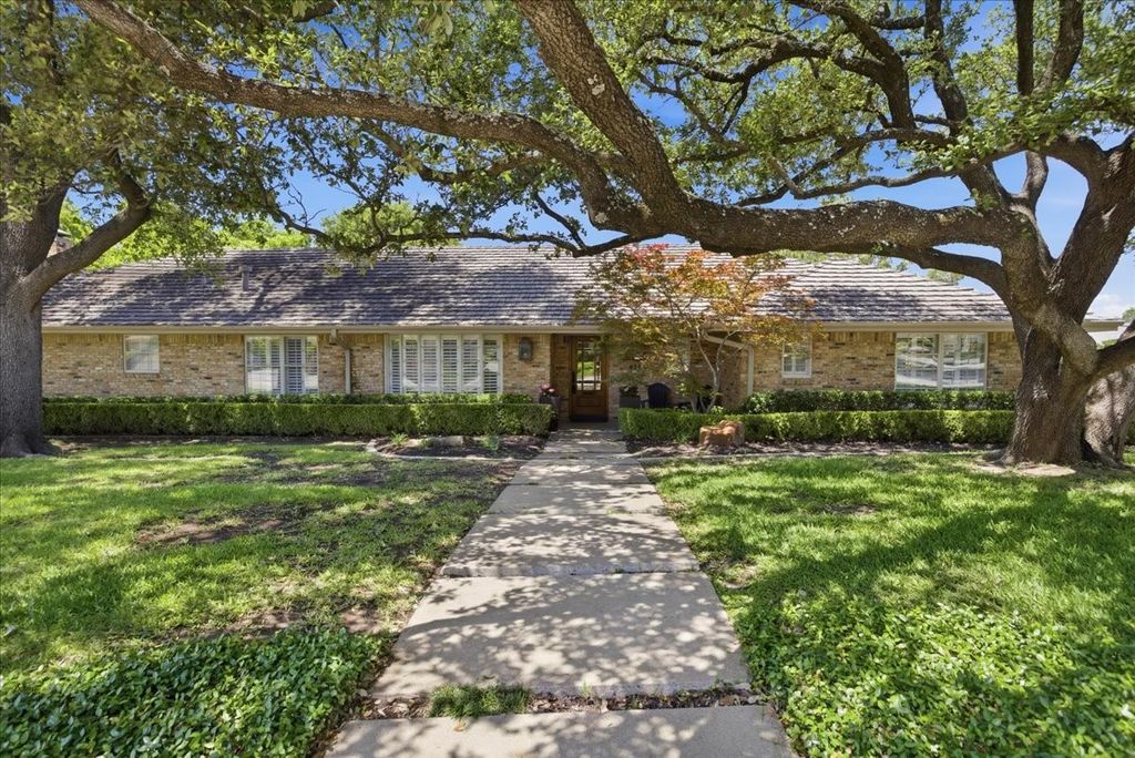 4500 Ranch View Road, Fort Worth, TX 76109