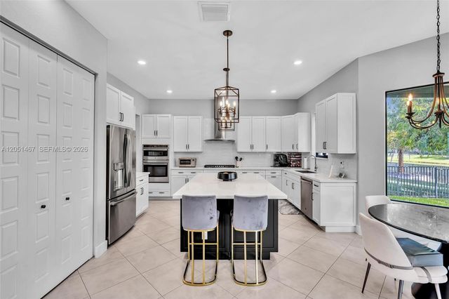 10855 Pacifica Way, Parkland, FL 33076