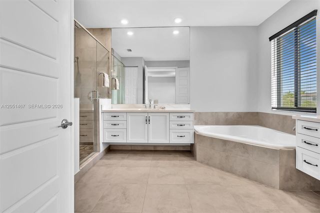 10855 Pacifica Way, Parkland, FL 33076