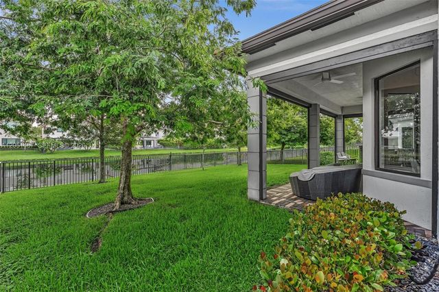10855 Pacifica Way, Parkland, FL 33076
