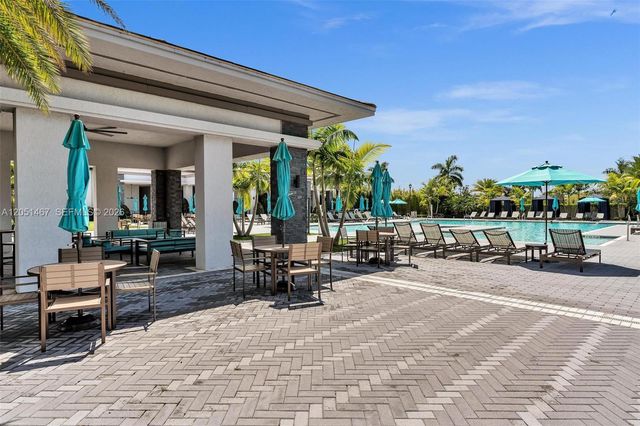 10855 Pacifica Way, Parkland, FL 33076