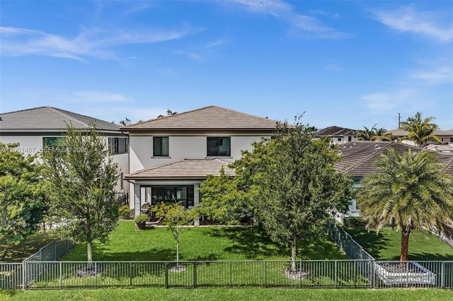 10855 Pacifica Way, Parkland, FL 33076