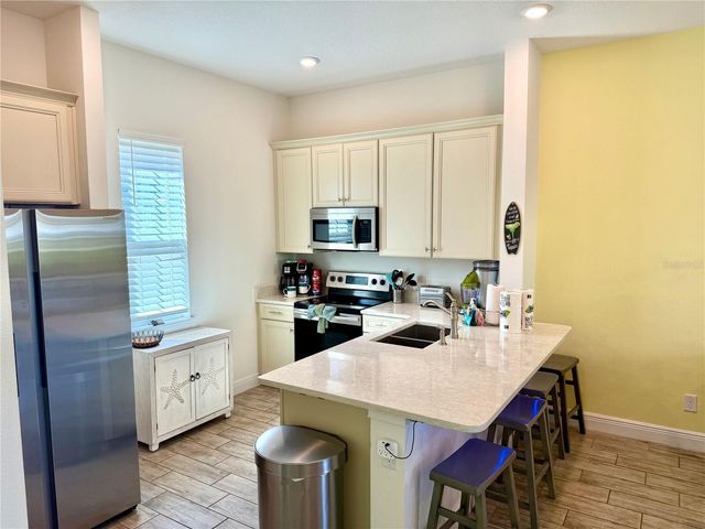 8014 KNEE DEEP ROAD, Kissimmee, FL 34747