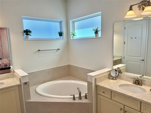 8014 KNEE DEEP ROAD, Kissimmee, FL 34747