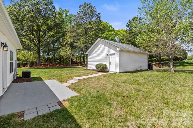 8711 Westwind Point Drive, Cornelius, NC 28031