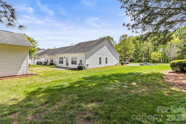 8711 Westwind Point Drive, Cornelius, NC 28031