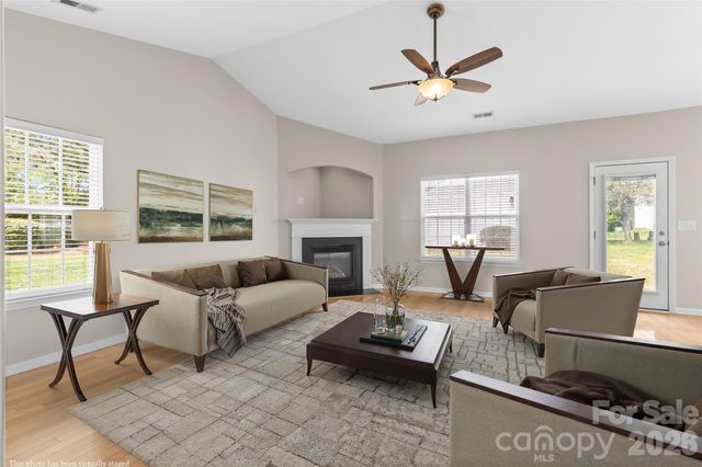 8711 Westwind Point Drive, Cornelius, NC 28031