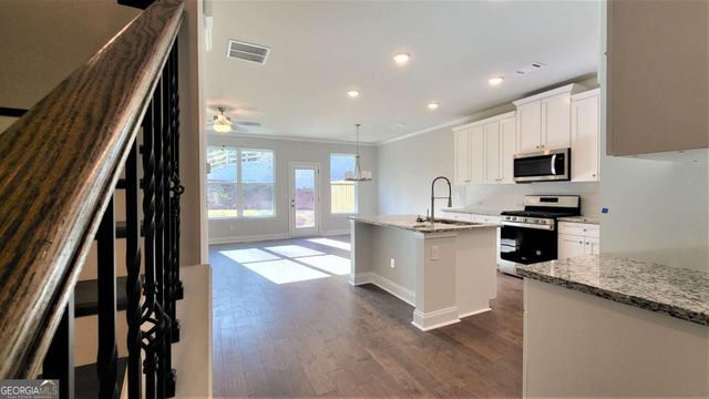 6800 Cedar Glen Road, Atlanta, GA 30360
