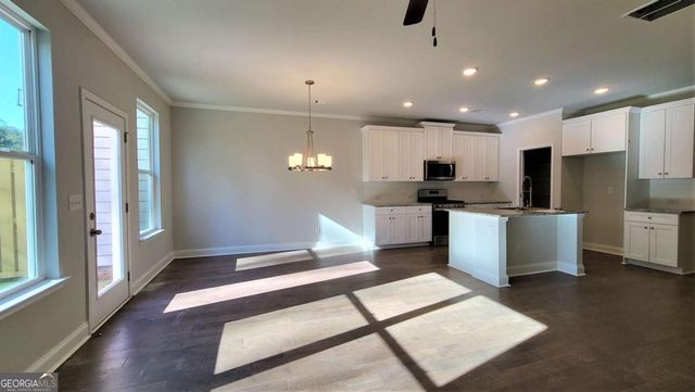 6800 Cedar Glen Road, Atlanta, GA 30360