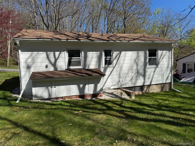 117 Firwood Road S, Wurtsboro, NY 12790