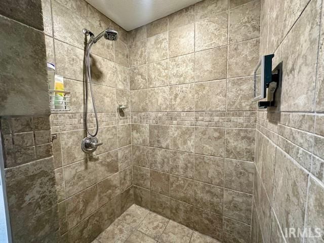 140 Knotting Hill Dr, Springville, IN 47462