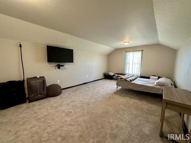 140 Knotting Hill Dr, Springville, IN 47462