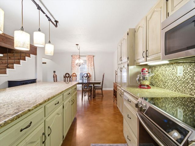 301 County Road 3418, Bridgeport, TX 76426