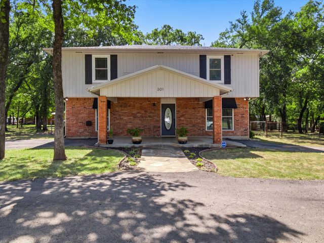 301 County Road 3418, Bridgeport, TX 76426
