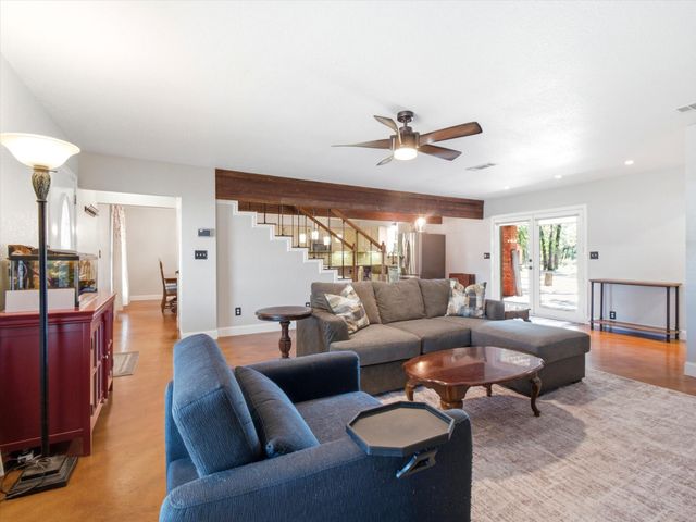 301 County Road 3418, Bridgeport, TX 76426