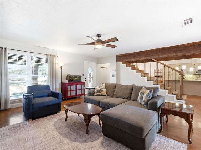 301 County Road 3418, Bridgeport, TX 76426