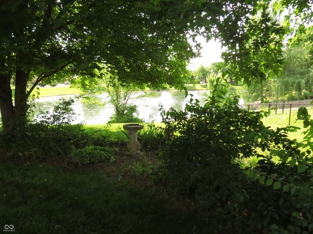 1136 N Manchester Drive, Greenfield, IN 46140