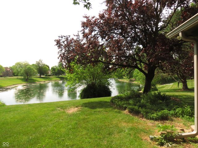 1136 N Manchester Drive, Greenfield, IN 46140