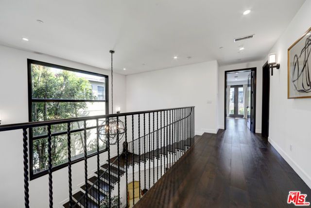 356 S Clark Drive, Beverly Hills, CA 90211