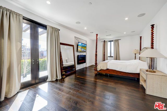 356 S Clark Drive, Beverly Hills, CA 90211