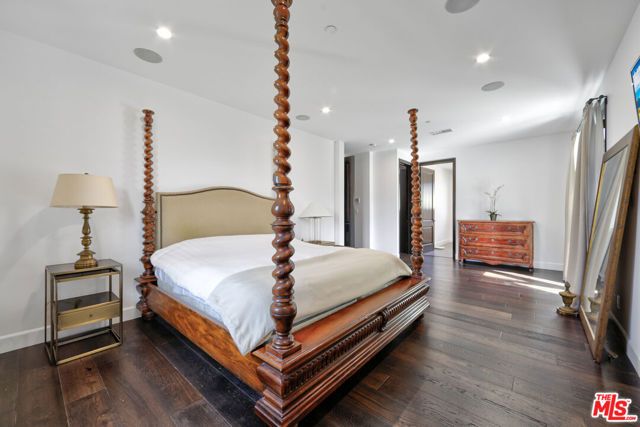 356 S Clark Drive, Beverly Hills, CA 90211