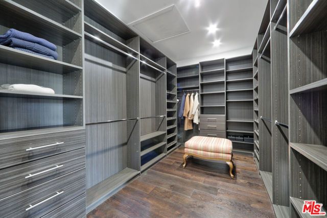 356 S Clark Drive, Beverly Hills, CA 90211